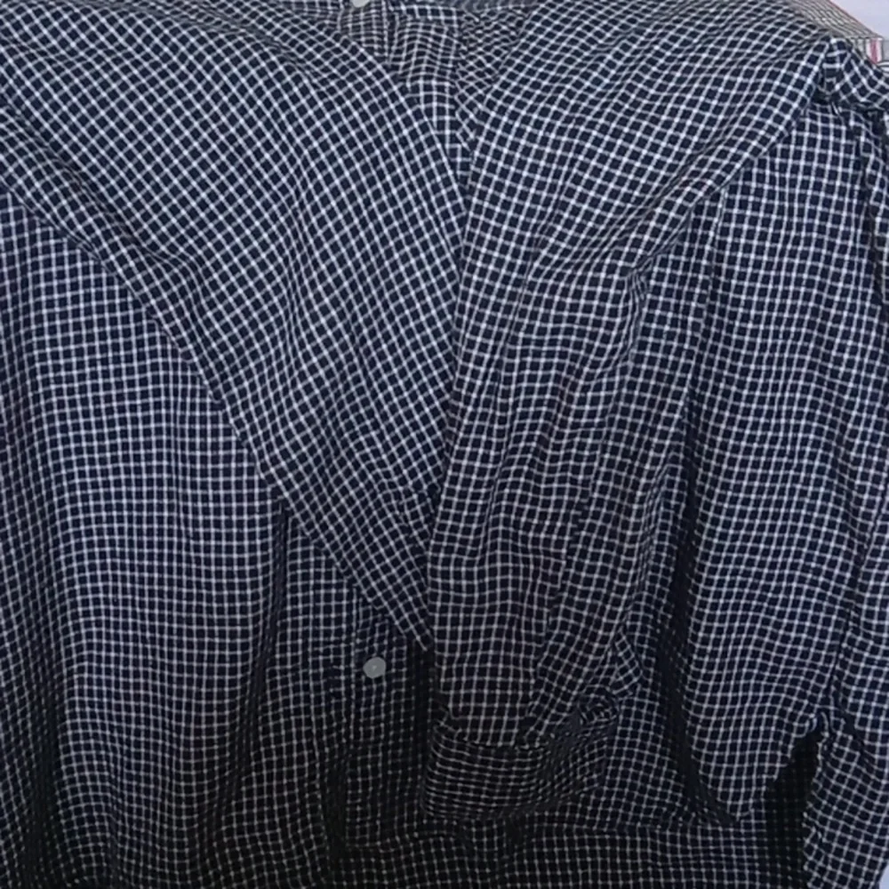 Old Navy Button Down Shirt R5 - Picture 3 of 3